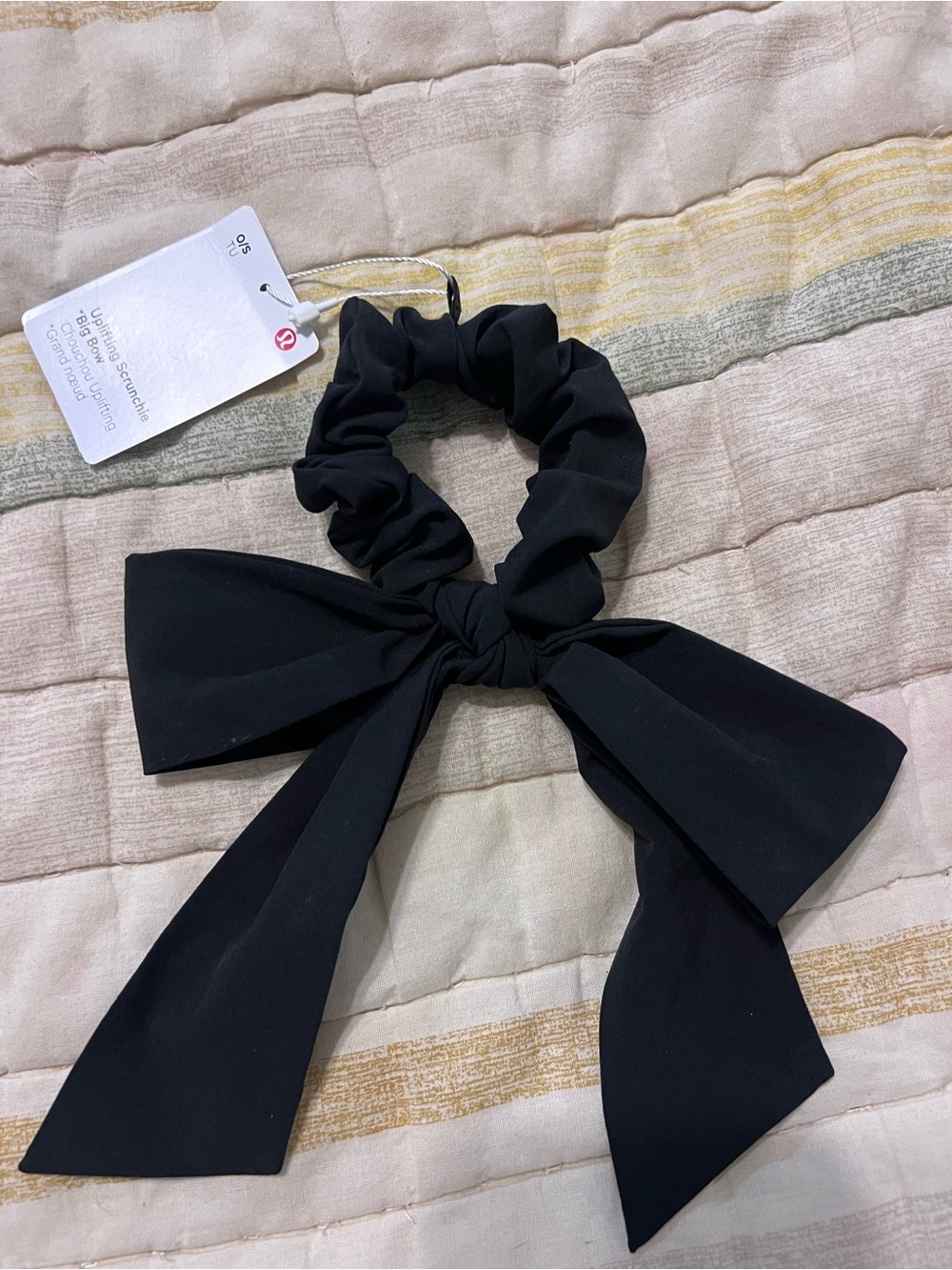 lululemon athletica Black Bow Scrunchie